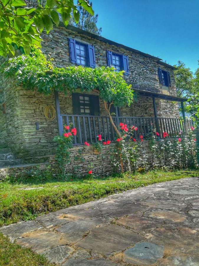 Quinta Da Recochina Guest House Castro Daire Exterior photo